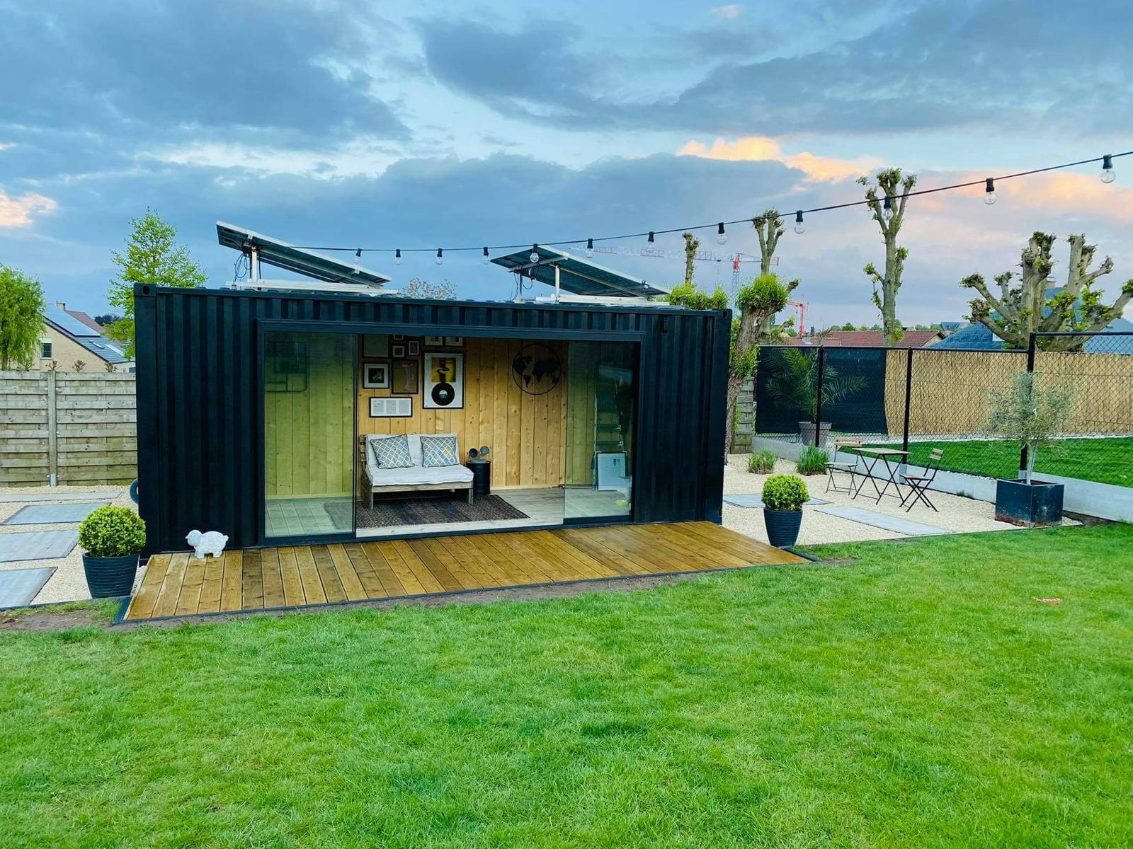 Poolhouse / tuinkamer / recreatieve ruimte