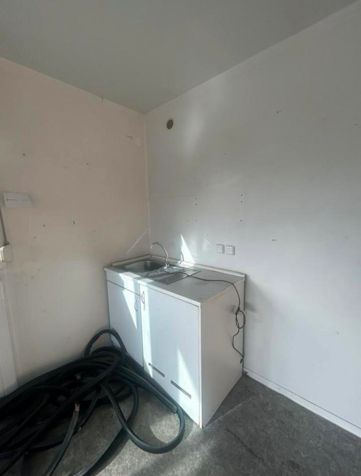 Wooncontainer / opslag / unit / keet / bureel