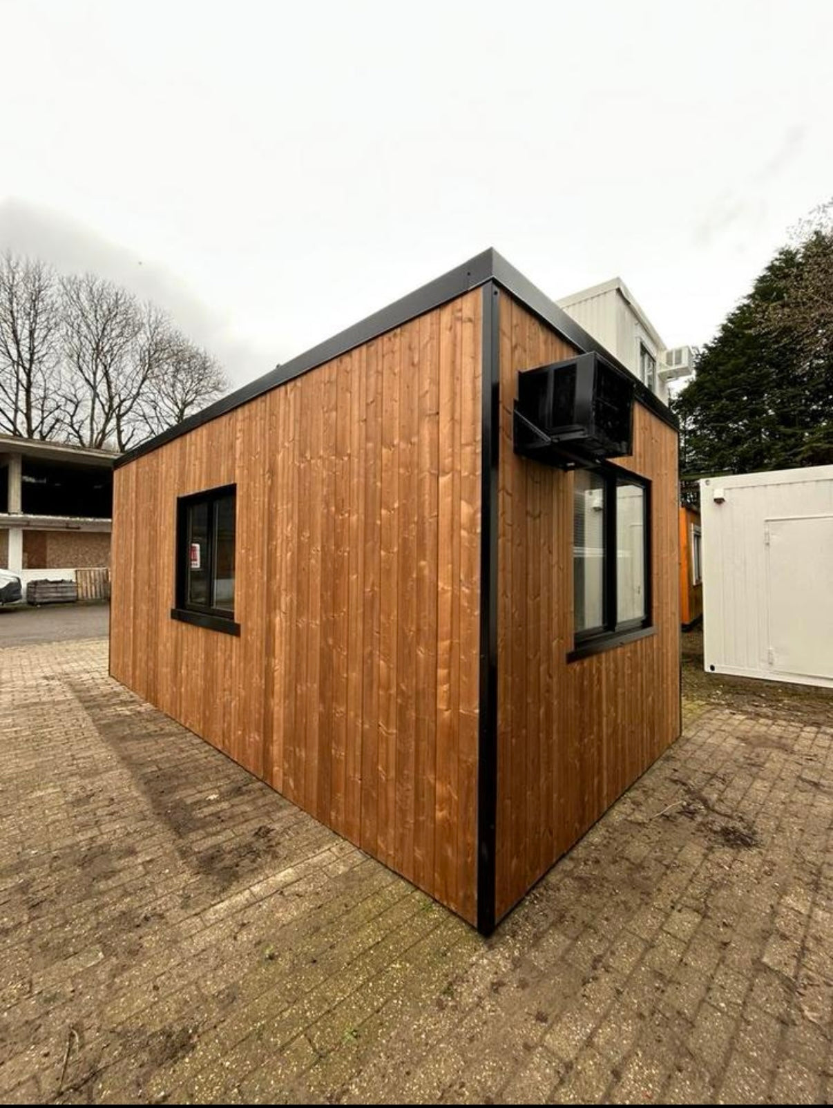 Bureel container poolhouse unit opslag