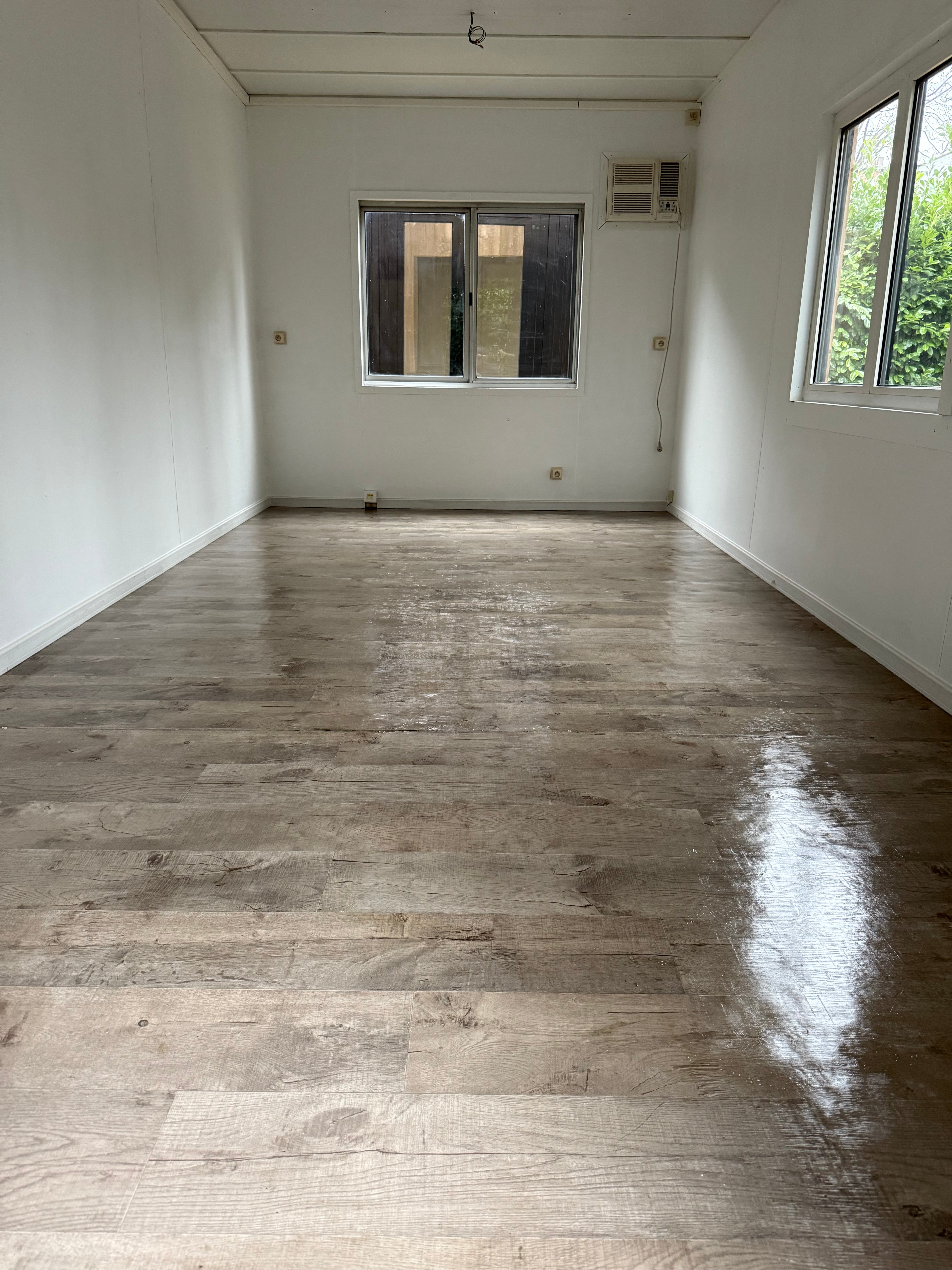 Bureel container poolhouse unit opslag
